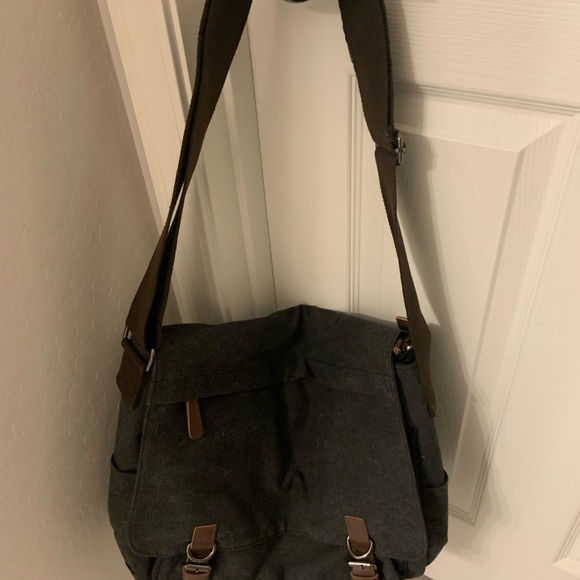 Dasein Large vintage canvas messenger bag NWT - Picture 3 of 4